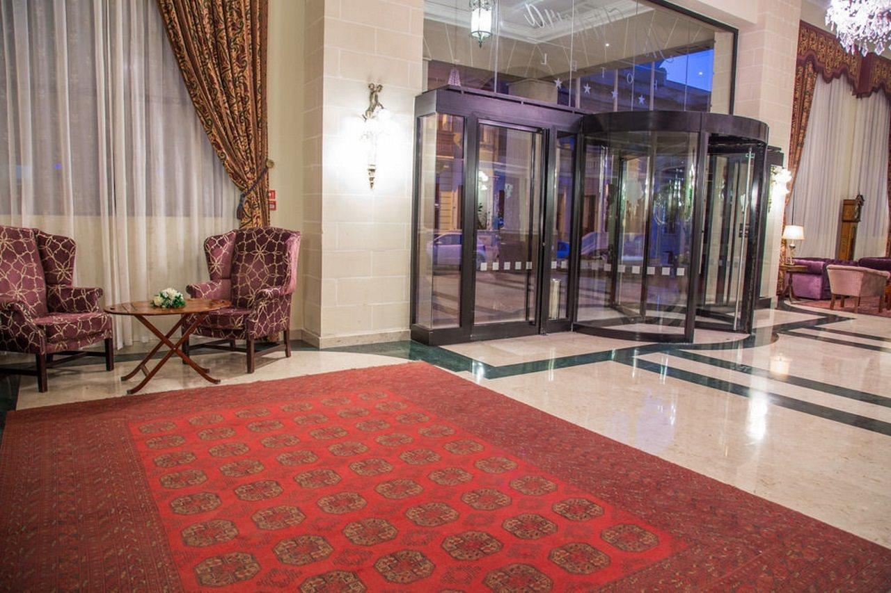 Ax Palazzo Capua Ξενοδοχείο Σλιέμα Εξωτερικό φωτογραφία